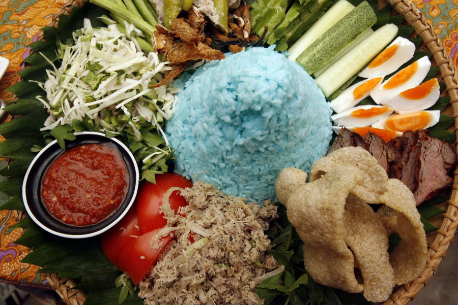 Nasi Kerabu - Malaysia food