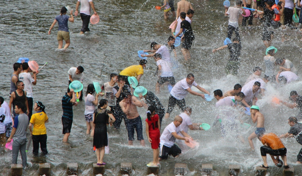 Water Festival (Songkran) - Thaland Travel Guide