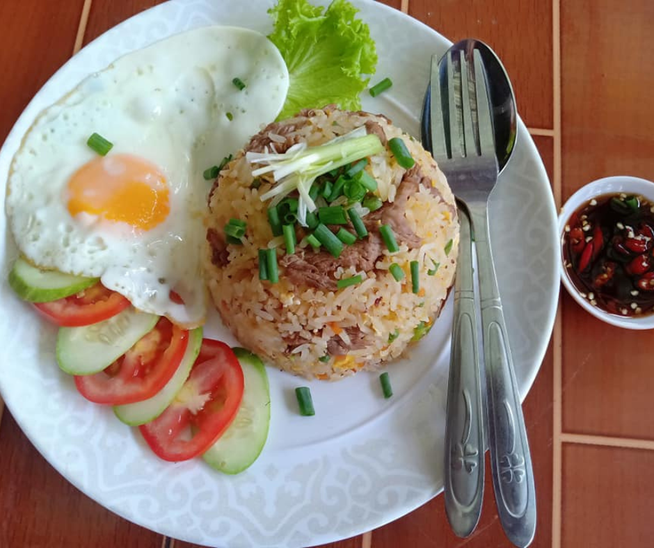 Fried rice dish from the Hangout restaurant in Mondulkiri