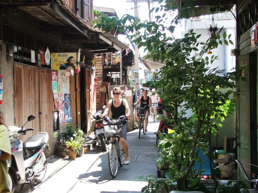 Bangkok bicycle tour - Thailand Travel Guide
